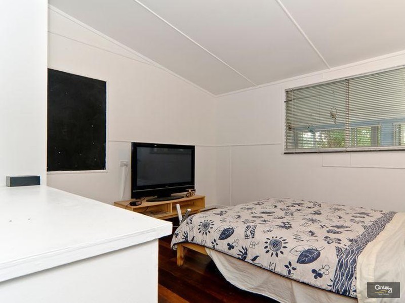 5 Ridge Road, Maroochydore QLD 4558