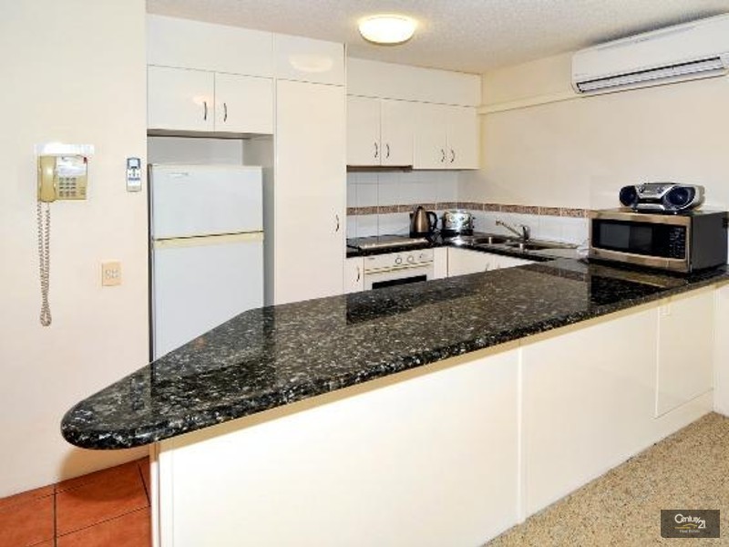 10/70-74 Parkyn Parade, Mooloolaba QLD 4557