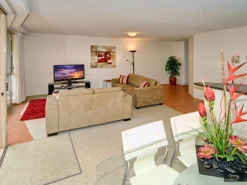 10/70-74 Parkyn Parade, Mooloolaba QLD 4557