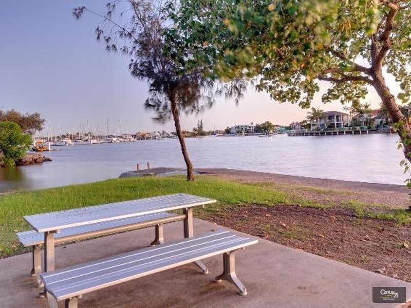 10/70-74 Parkyn Parade, Mooloolaba QLD 4557