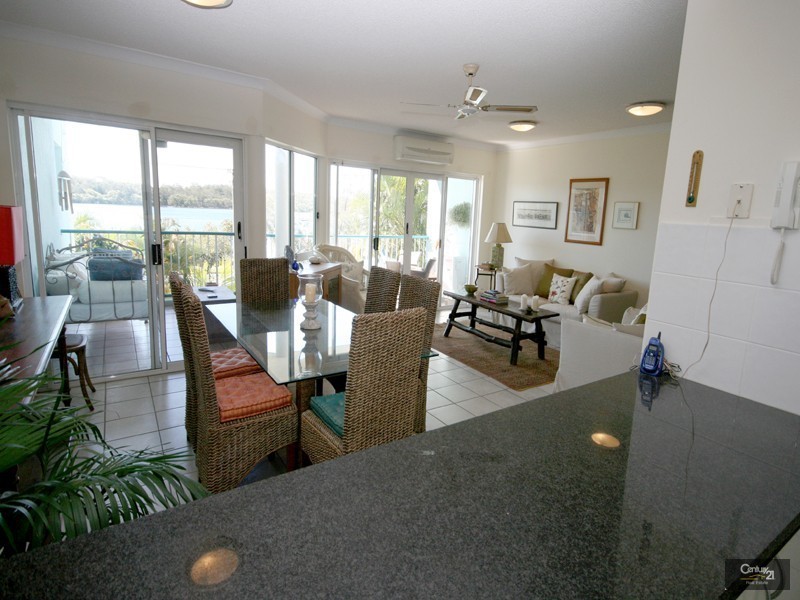 4/153 Bradman Avenue, Maroochydore QLD 4558