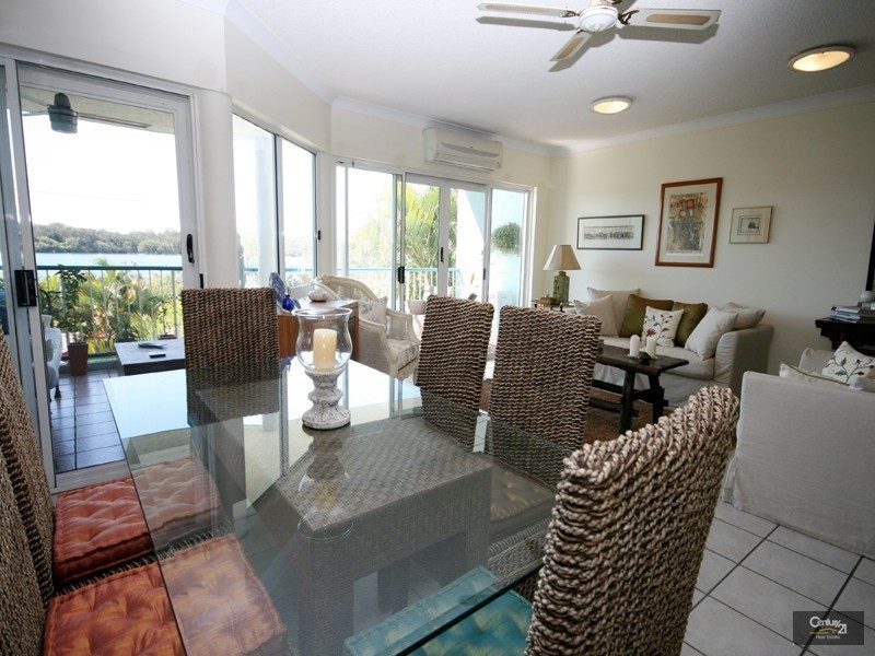 4/153 Bradman Avenue, Maroochydore QLD 4558