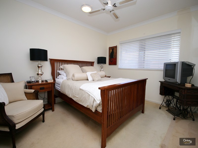 4/153 Bradman Avenue, Maroochydore QLD 4558