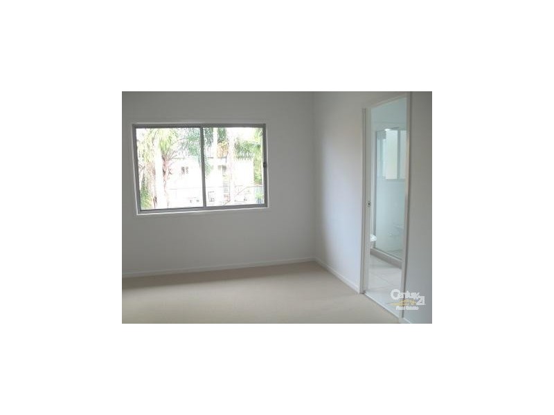 9/131 Duporth Avenue, Maroochydore QLD 4558