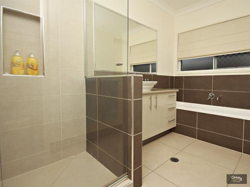 13 Gallows Place, Palmwoods QLD 4555