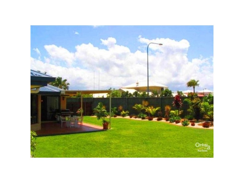 2 Canary Court, Parrearra QLD 4575