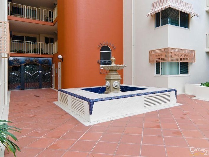 6/84 Duporth Avenue, Maroochydore QLD 4558