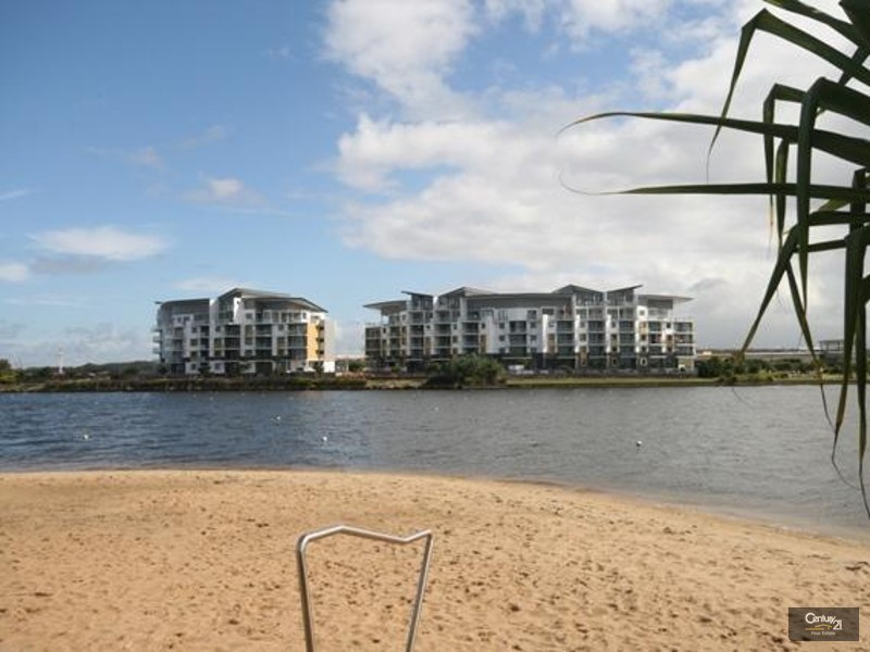 109/21 Innovation Parkway, Birtinya QLD 4575