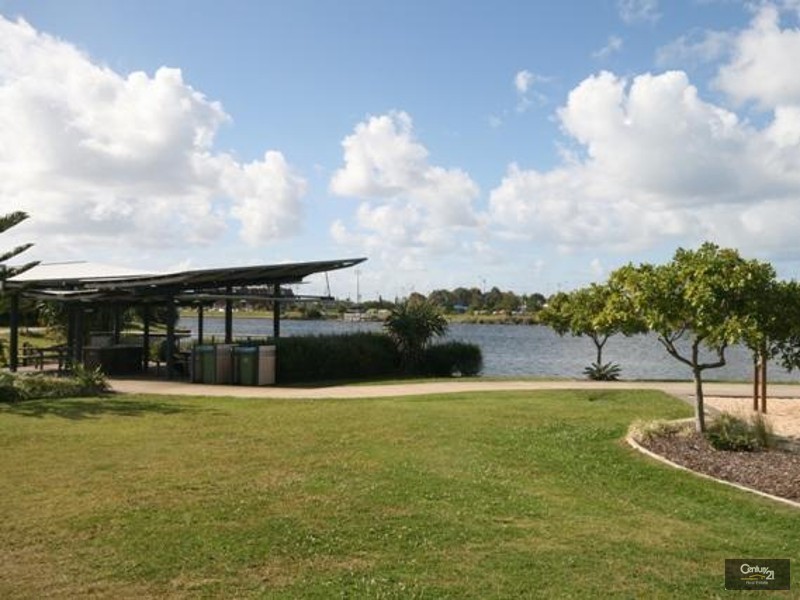 109/21 Innovation Parkway, Birtinya QLD 4575