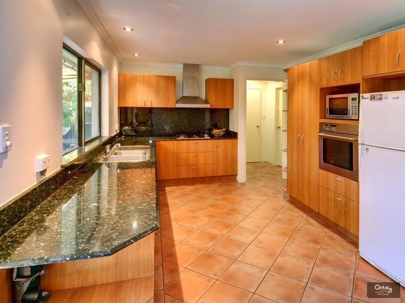 27 Bauhinia Drive, Mooloolaba QLD 4557