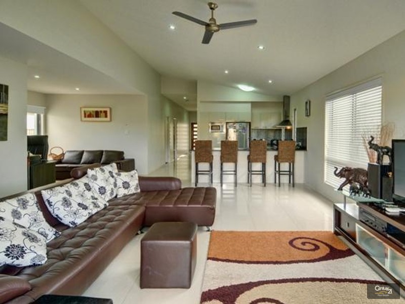 6 Pepper Tree Circuit off Trinder Avenue, Maroochydore QLD 4558