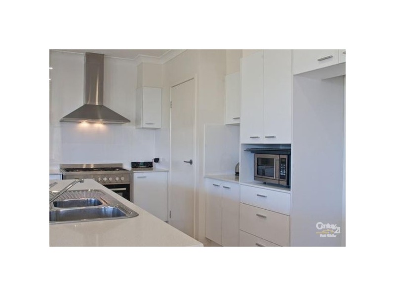 15 Myrtle Place, Mountain Creek QLD 4557