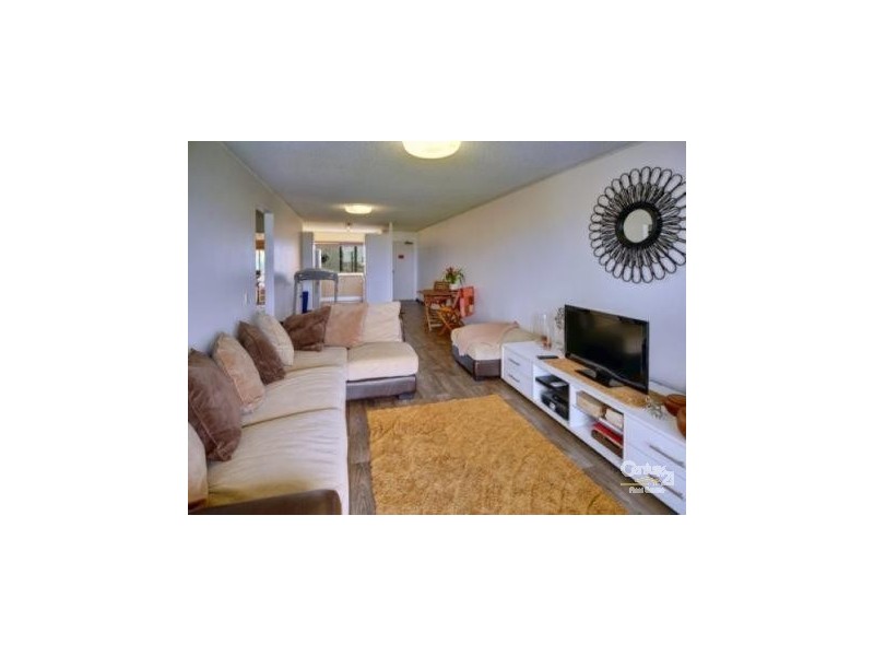 8/10-12 Buderim Av, Alexandra Headland QLD 4572