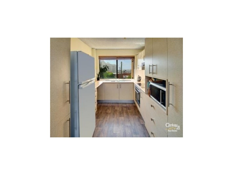 8/10-12 Buderim Av, Alexandra Headland QLD 4572