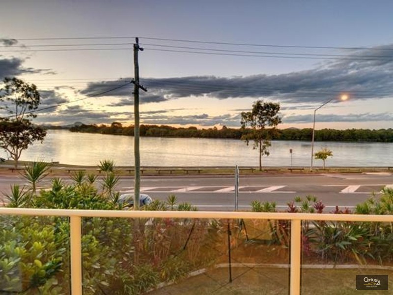 2/273 Bradman Avenue, Maroochydore QLD 4558