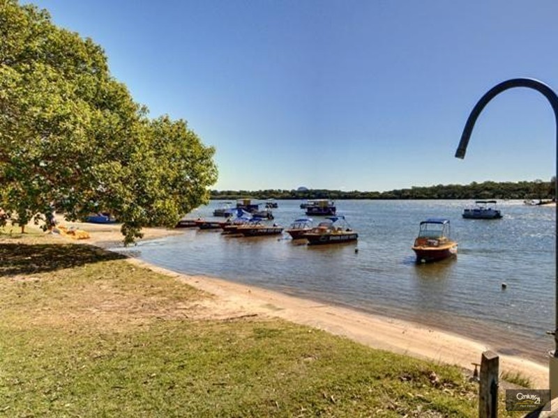 1/88 Broadwater Avenue, Maroochydore QLD 4558