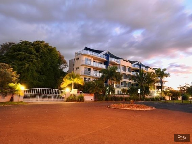 17/2 Picnic Point Esplanade, Maroochydore QLD 4558