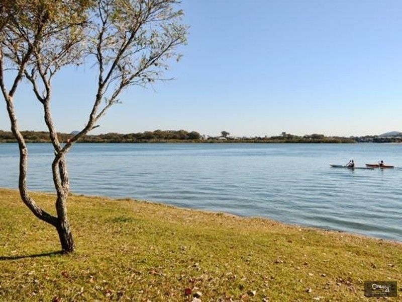 17/2 Picnic Point Esplanade, Maroochydore QLD 4558