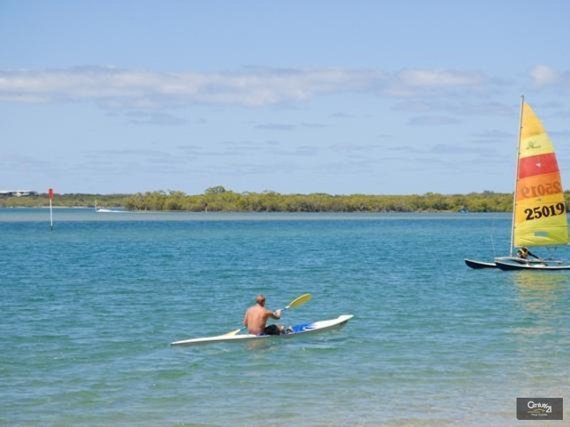 17/2 Picnic Point Esplanade, Maroochydore QLD 4558