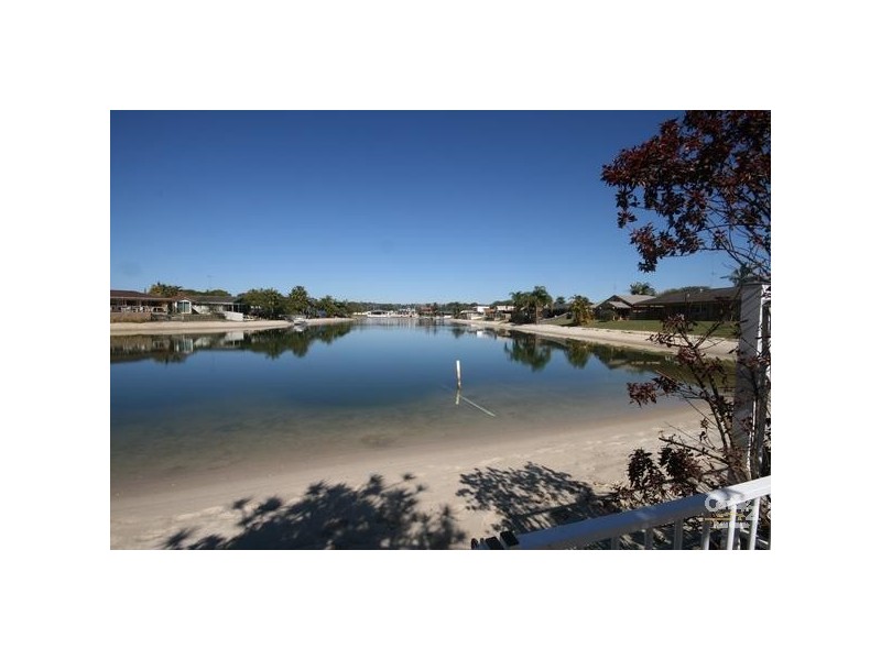 7 Summer Drive, Maroochydore QLD 4558