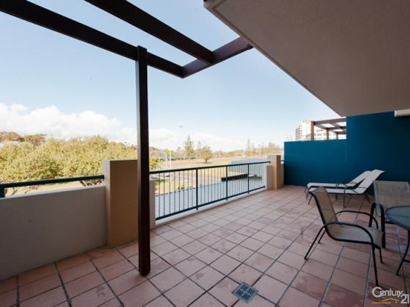 213/102 Alexandra Parade, Alexandra Headland QLD 4572