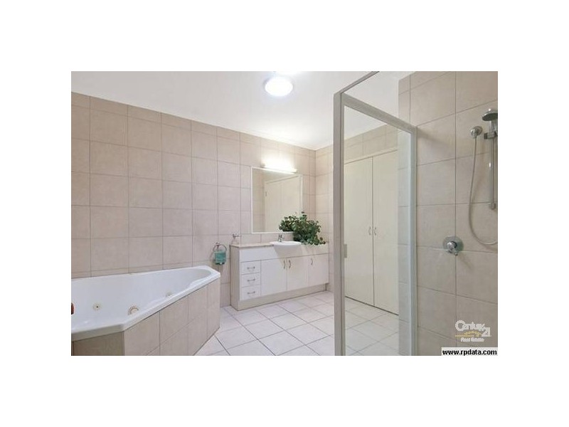 6/77 Memorial Avenue, Maroochydore QLD 4558