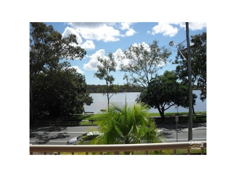 4/105 Bradman Avenue, Maroochydore QLD 4558