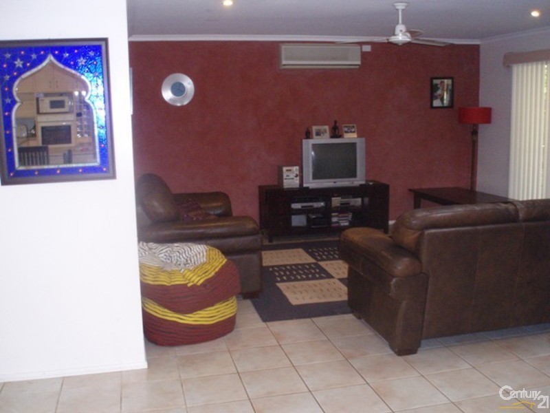 43 Toorumbee Drive, Mooloolaba QLD 4557