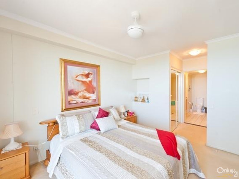 517/98 Alexandra Parade, Alexandra Headland QLD 4572