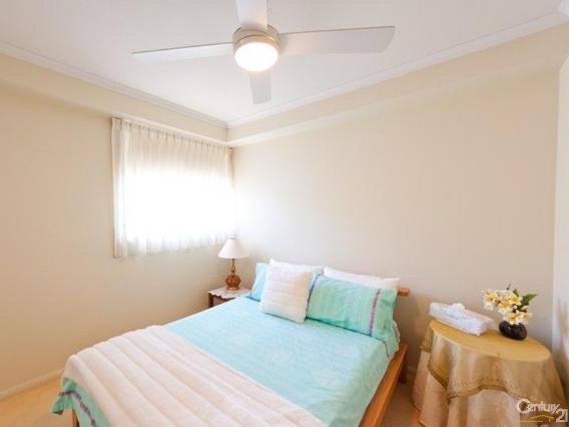 517/98 Alexandra Parade, Alexandra Headland QLD 4572