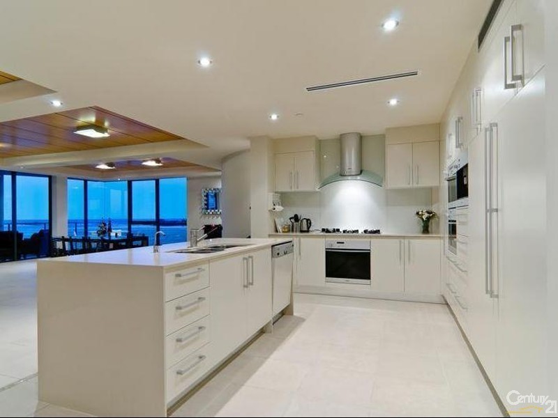 601/14 Duporth Avenue, Maroochydore QLD 4558