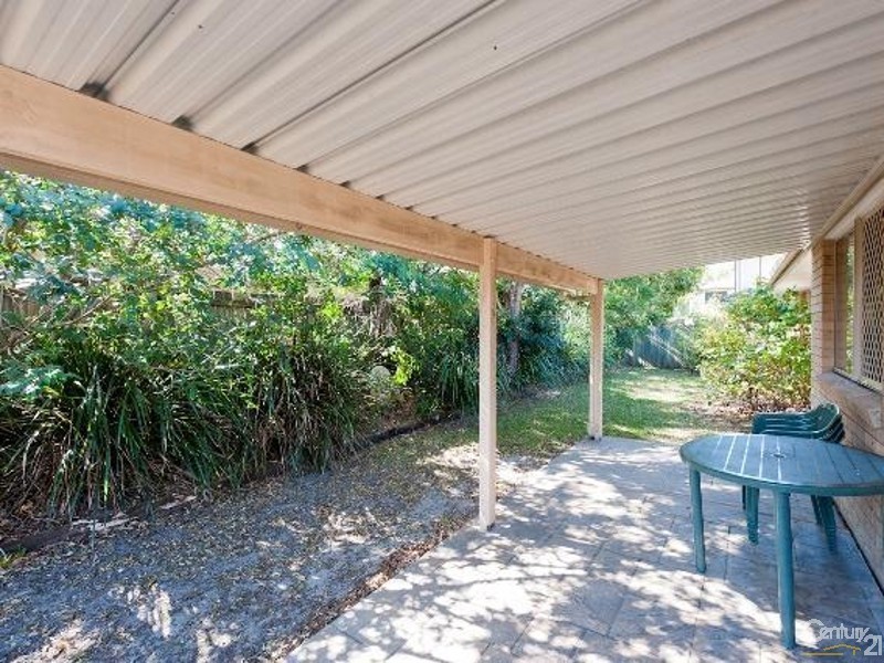 2/27 Maroochy Waters Drive, Maroochydore QLD 4558