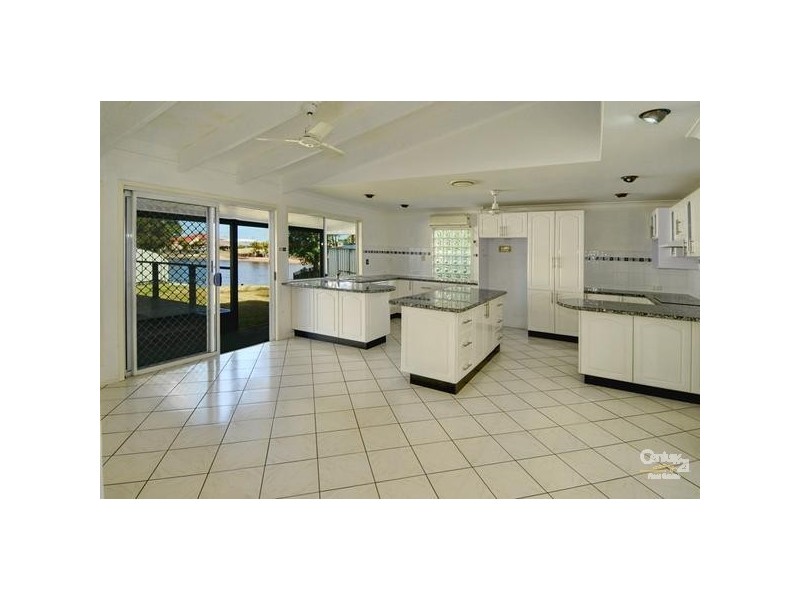 4 Narranda Place, Maroochydore QLD 4558