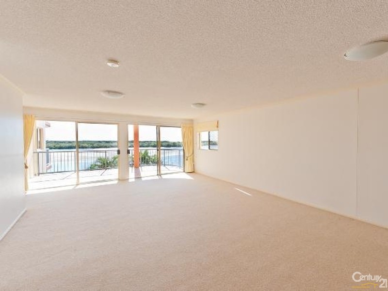 14/136 Duporth Avenue, Maroochydore QLD 4558