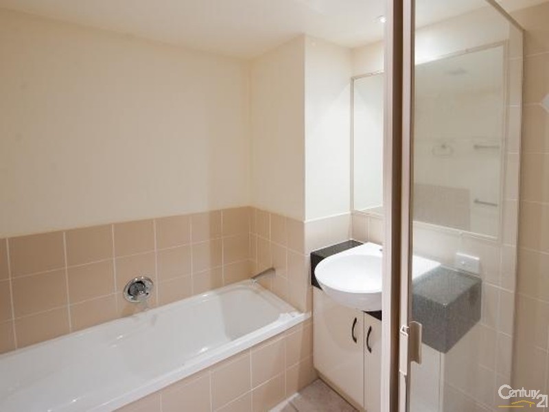 14/136 Duporth Avenue, Maroochydore QLD 4558