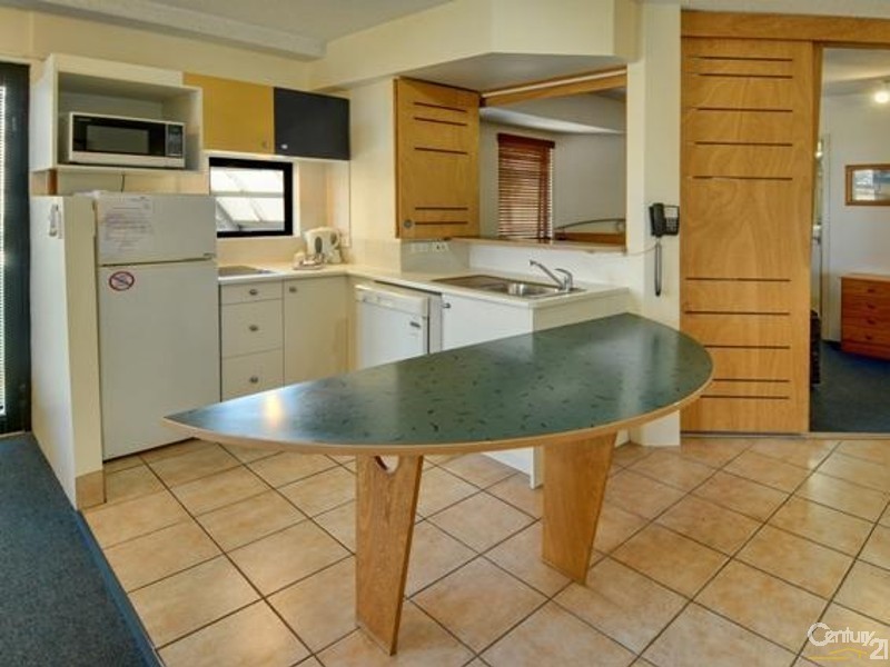 30/87 First Avenue, Mooloolaba QLD 4557