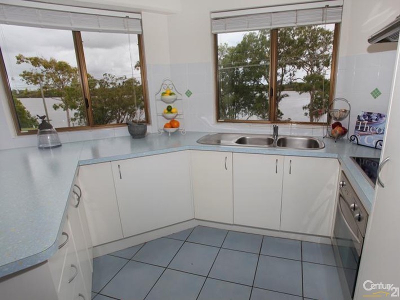 10/77 Bradman Avenue, Maroochydore QLD 4558