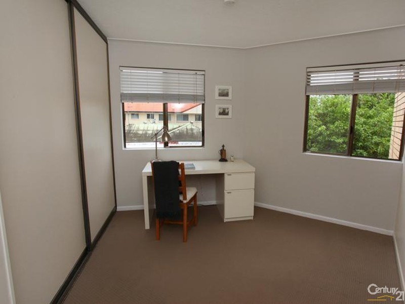 10/77 Bradman Avenue, Maroochydore QLD 4558