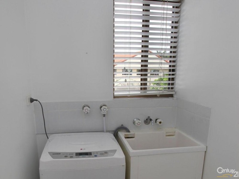 10/77 Bradman Avenue, Maroochydore QLD 4558