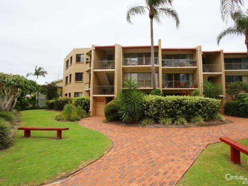 10/77 Bradman Avenue, Maroochydore QLD 4558
