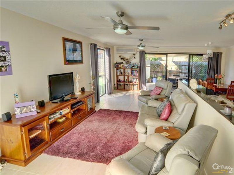 1/43 Ridge Road, Maroochydore QLD 4558