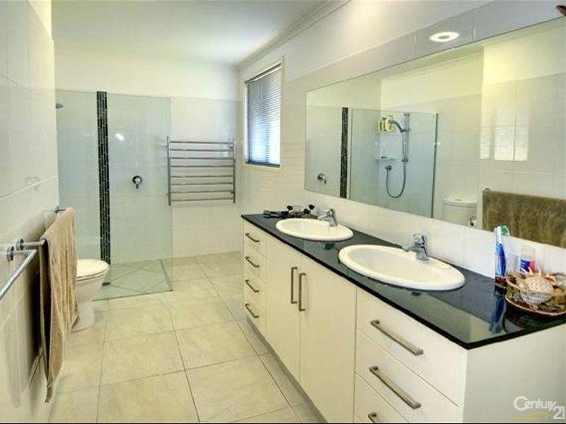 1/43 Ridge Road, Maroochydore QLD 4558