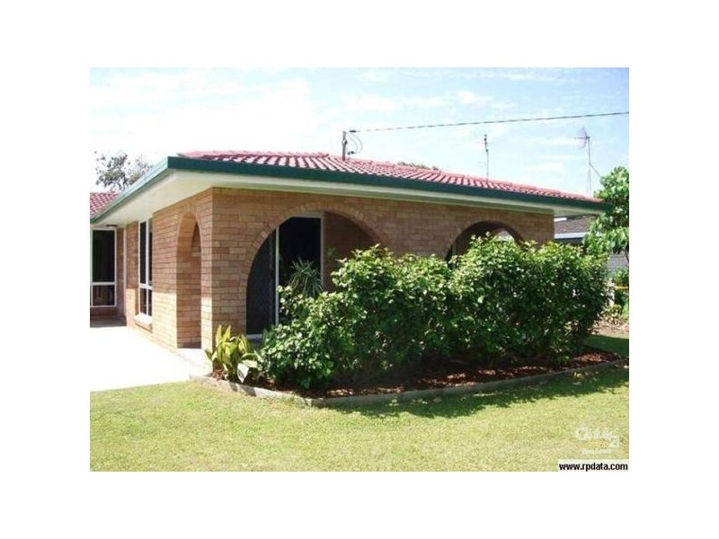 9 Palkana Drive, Warana QLD 4575