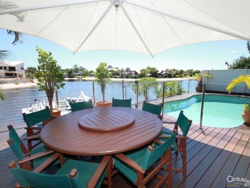 8 Chiswell Place, Maroochydore QLD 4558