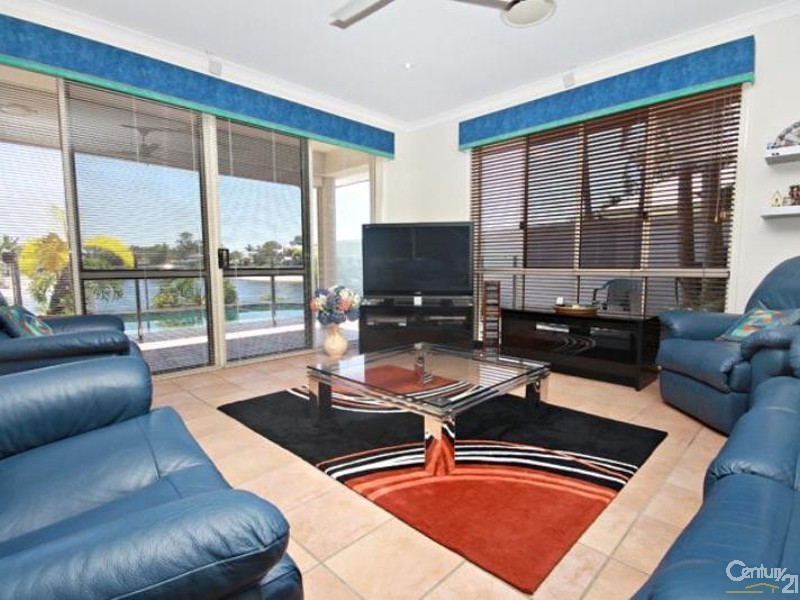 8 Chiswell Place, Maroochydore QLD 4558