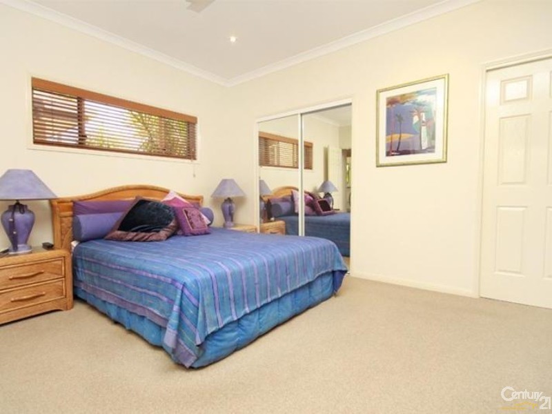 8 Chiswell Place, Maroochydore QLD 4558