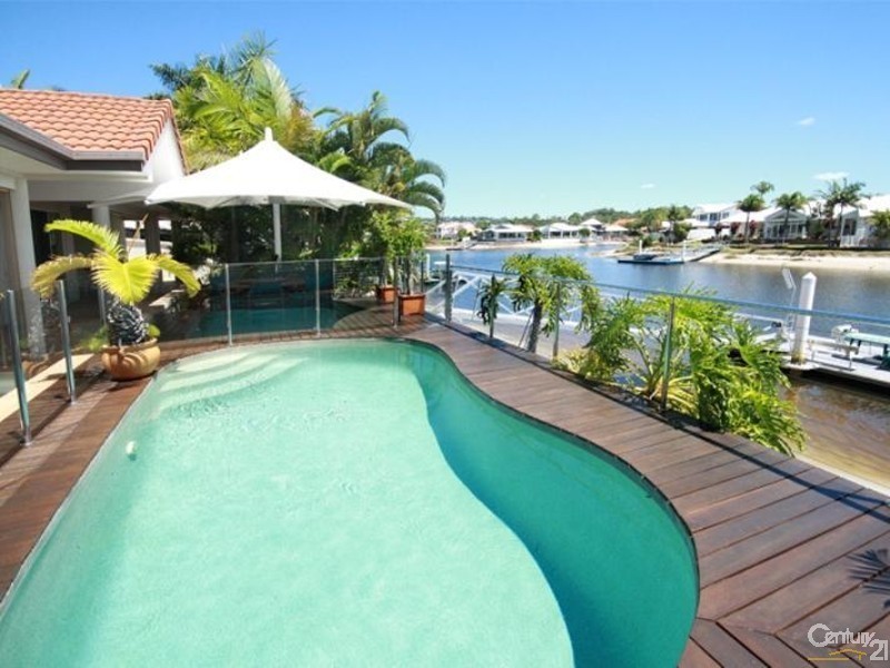 8 Chiswell Place, Maroochydore QLD 4558