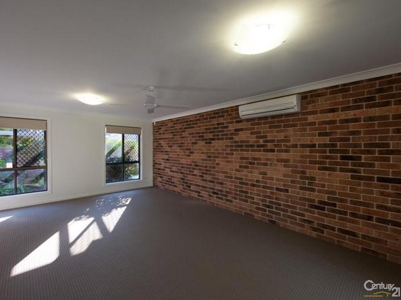 11 Hermosa Street, Mountain Creek QLD 4557