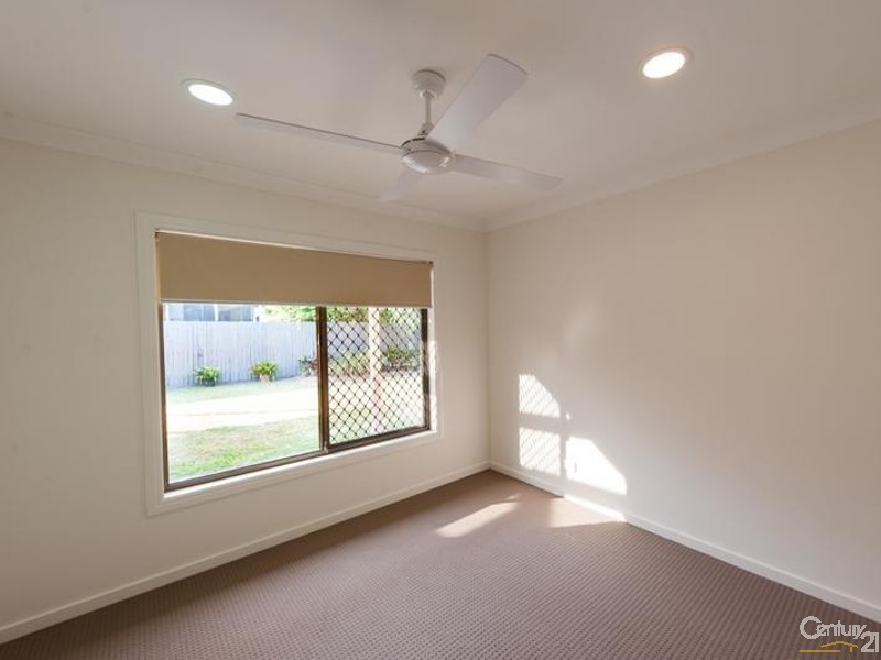 11 Hermosa Street, Mountain Creek QLD 4557