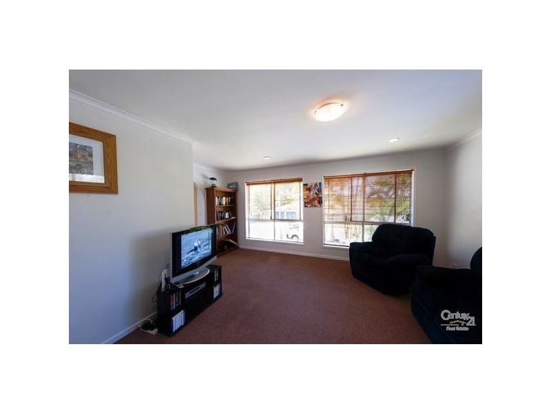 12 Tombarra Street, Mooloolaba QLD 4557